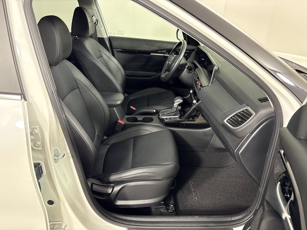 Used 2025 Kia Seltos EX w/ EX Sunroof Package AWD/4WD image 6