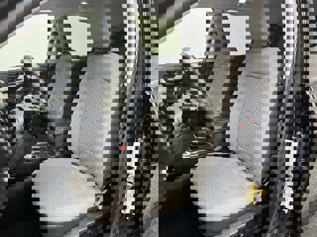 Certified 2022 Ford Escape SE w/ Cold Weather Package image 16