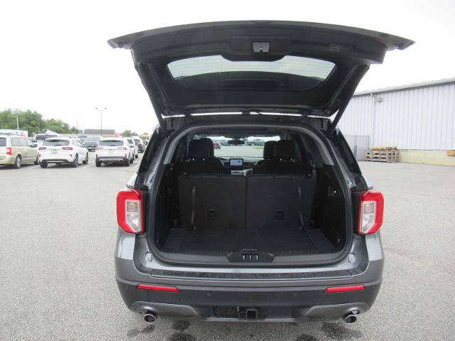 Certified 2022 Ford Explorer XLT w/ Equipment Group 202A AWD/4WD image 19