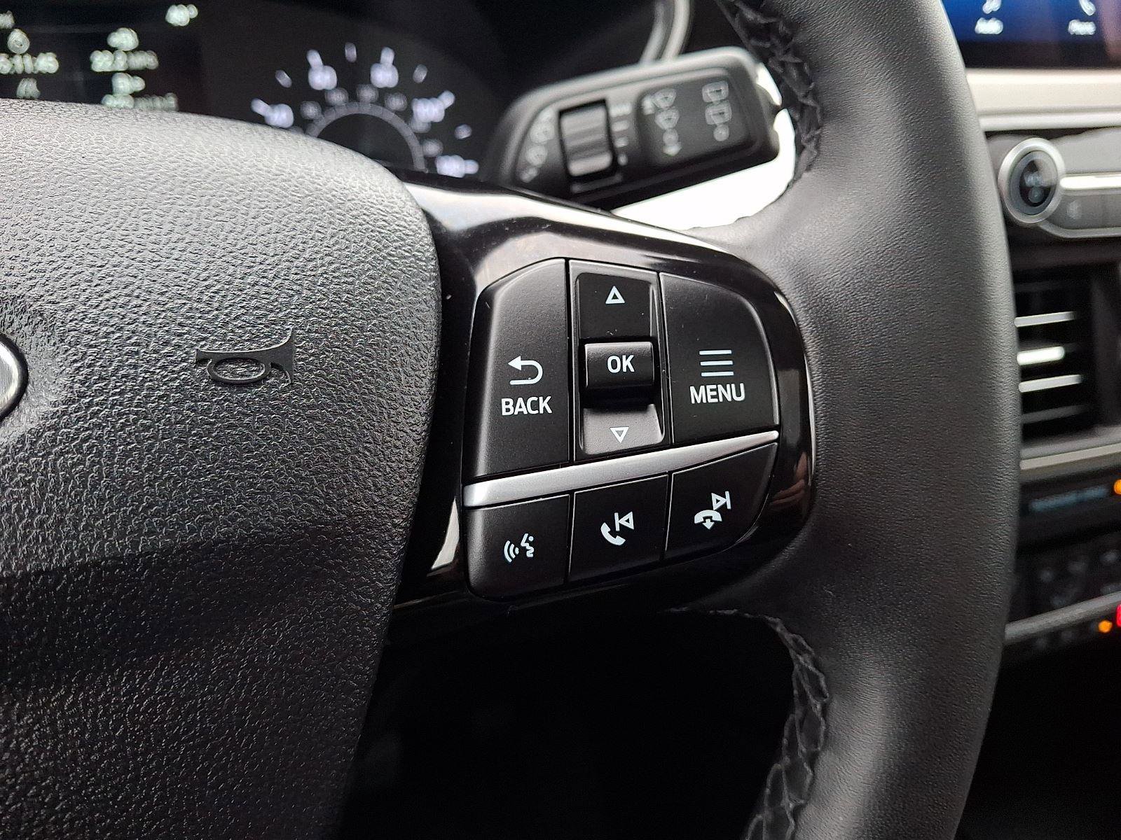 Certified 2022 Ford Escape SE w/ SE Sport Appearance Package image 21