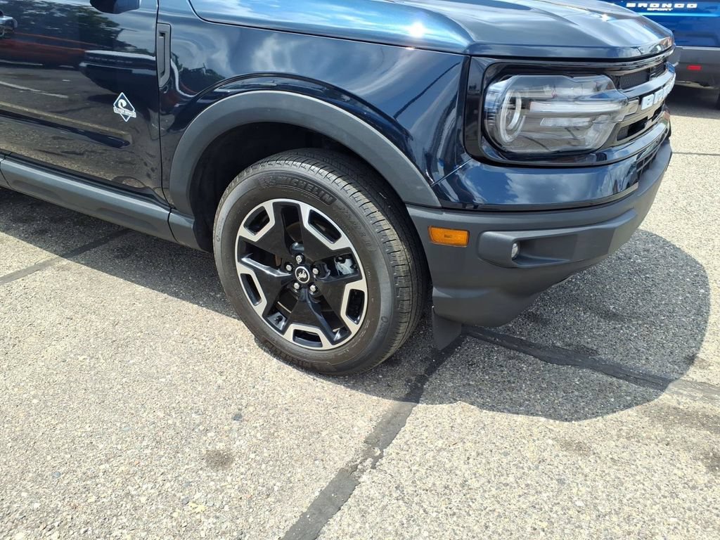Certified 2023 Ford Bronco Sport Outer Banks w/ Tech Package AWD/4WD image 4