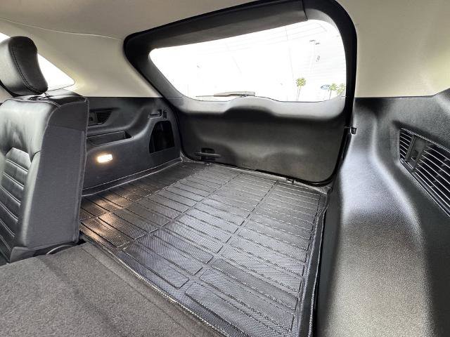 Certified 2023 Ford Edge SEL w/ Convenience Package AWD/4WD image 16