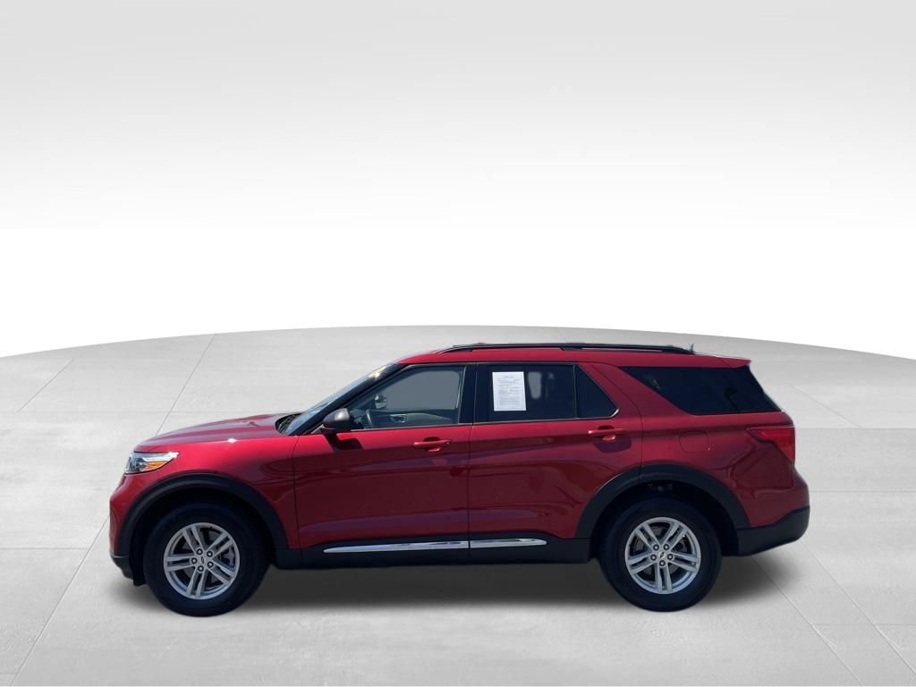 Certified 2024 Ford Explorer XLT w/ Equipment Group 202A AWD/4WD image 6