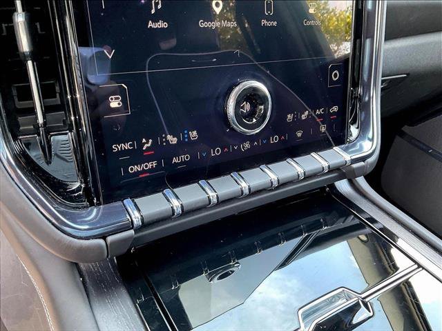 Used 2026 GMC Yukon XL AT4 Ultimate AWD/4WD image 23