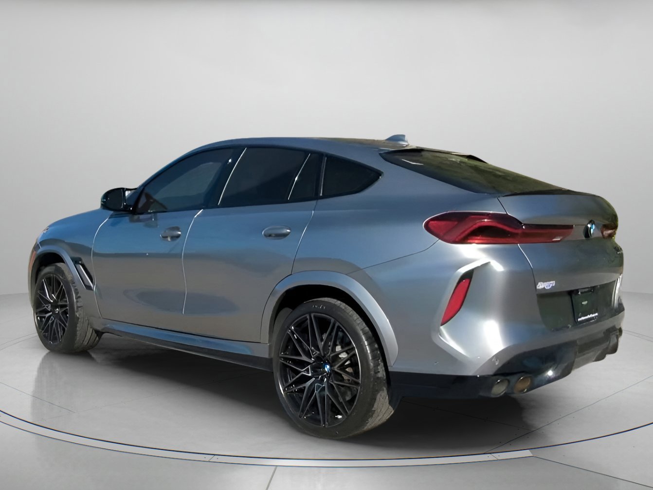 Used 2021 BMW X6 M image 12