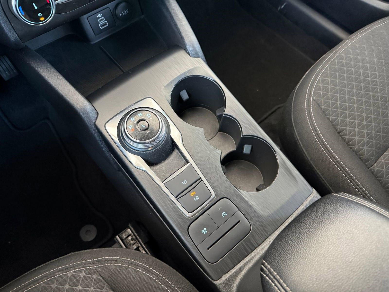 Certified 2025 Ford Escape Active FWD image 29