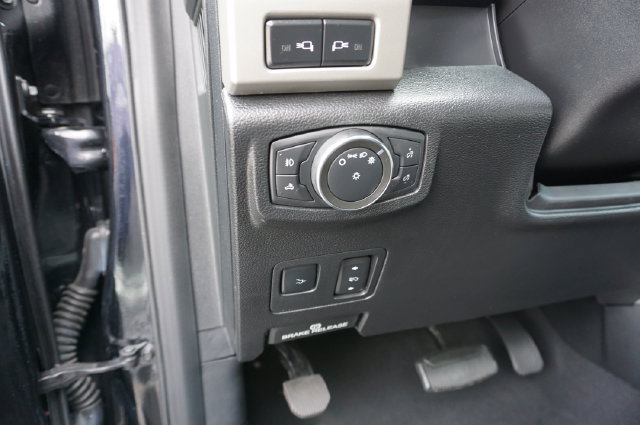 Certified 2021 Ford F250 Lariat w/ Tremor Off-Road Package AWD/4WD image 34