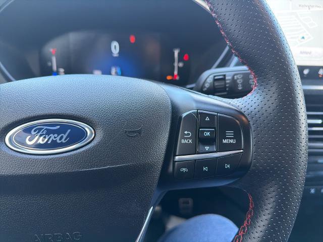 Certified 2023 Ford Escape ST-Line w/ Tech Pack #1 image 16