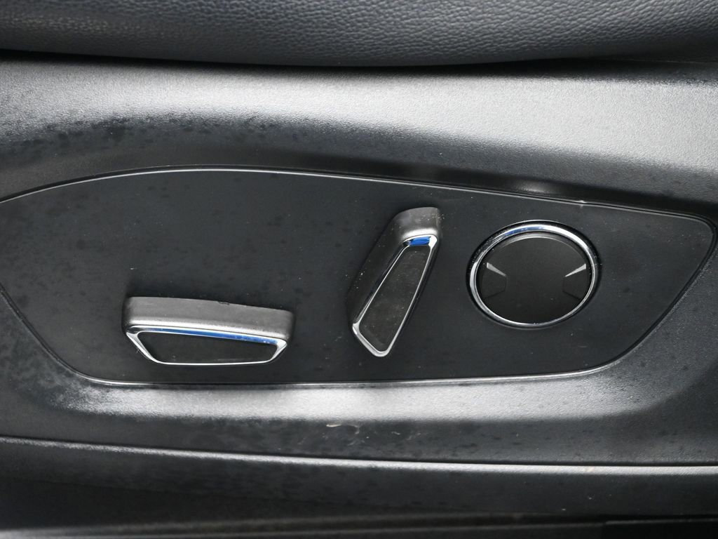 Certified 2020 Ford Explorer Limited RWD image 38