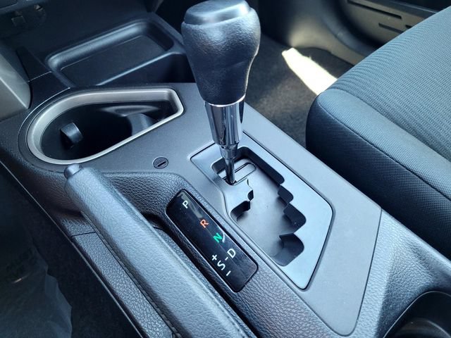 Used 2017 Toyota RAV4 LE w/ Carpet Mat Package AWD/4WD image 19