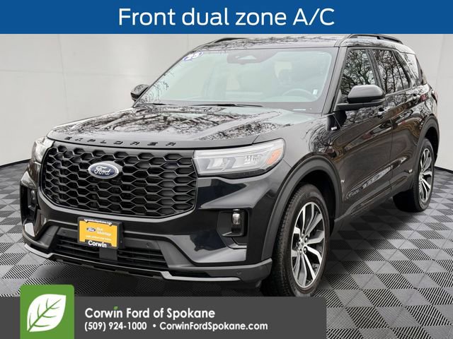 Certified 2025 Ford Explorer ST-Line image 6