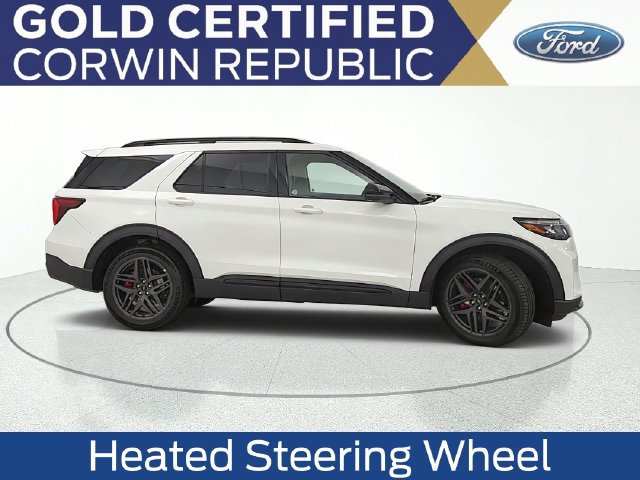 Certified 2026 Ford Explorer ST AWD/4WD image 9