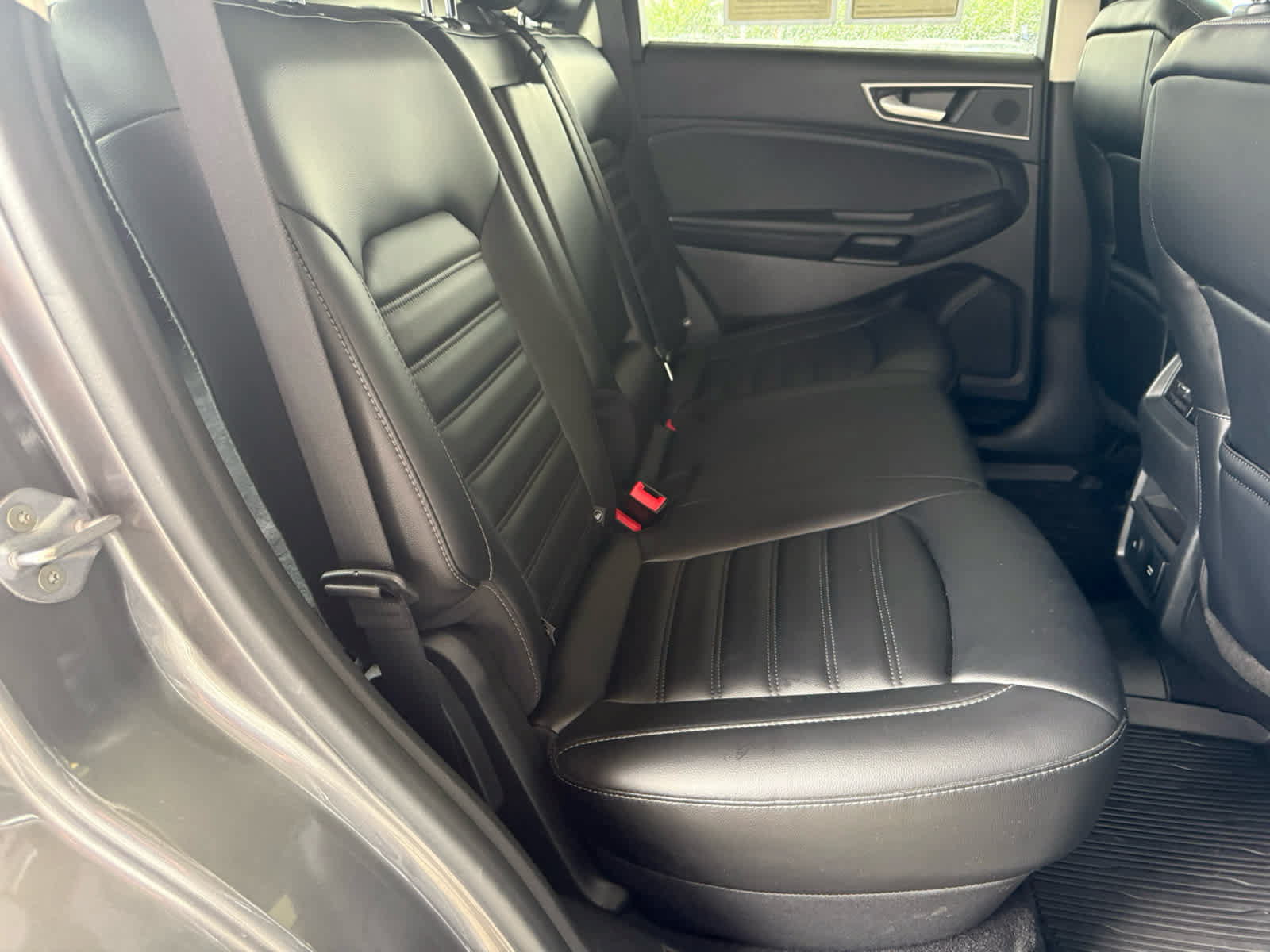 Certified 2024 Ford Edge SEL w/ Convenience Package AWD/4WD image 7