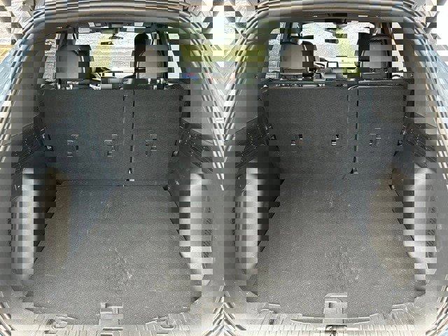 Certified 2024 Ford Escape ST-Line image 11