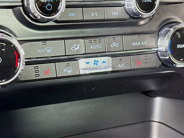 Certified 2022 Ford F150 XLT w/ Equipment Group 302A High image 19