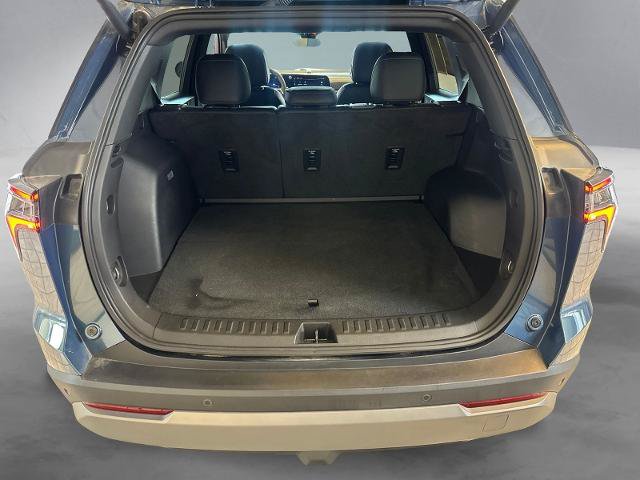 Used 2025 Chevrolet Equinox LT w/ Convenience Package II FWD image 24