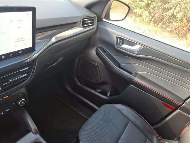 Certified 2023 Ford Escape ST-Line w/ Tech Pack #1 image 24