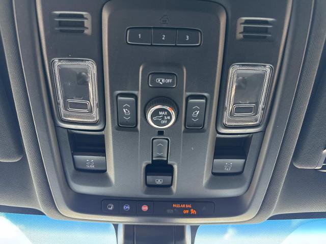 Used 2021 GMC Yukon XL SLT w/ SLT Premium Package image 25