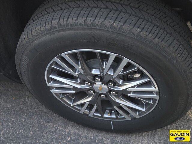 Used 2025 Chevrolet Traverse LT AWD/4WD image 5