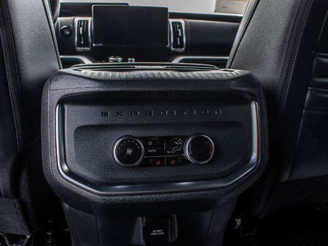 Certified 2025 Ford Expedition Max Platinum w/ Stealth Performance Package AWD/4WD image 28