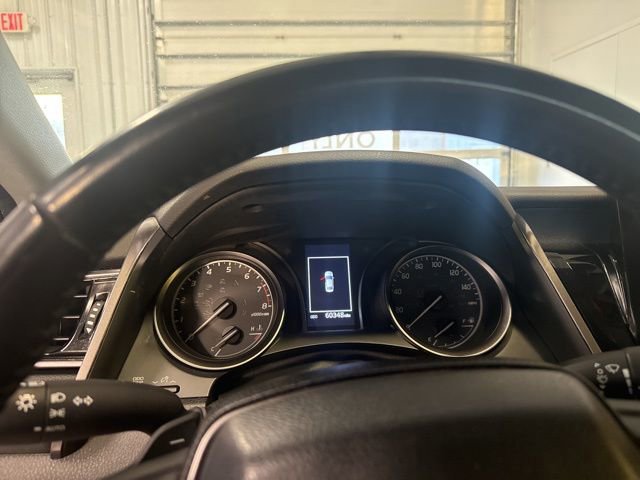 Used 2023 Toyota Camry SE image 18