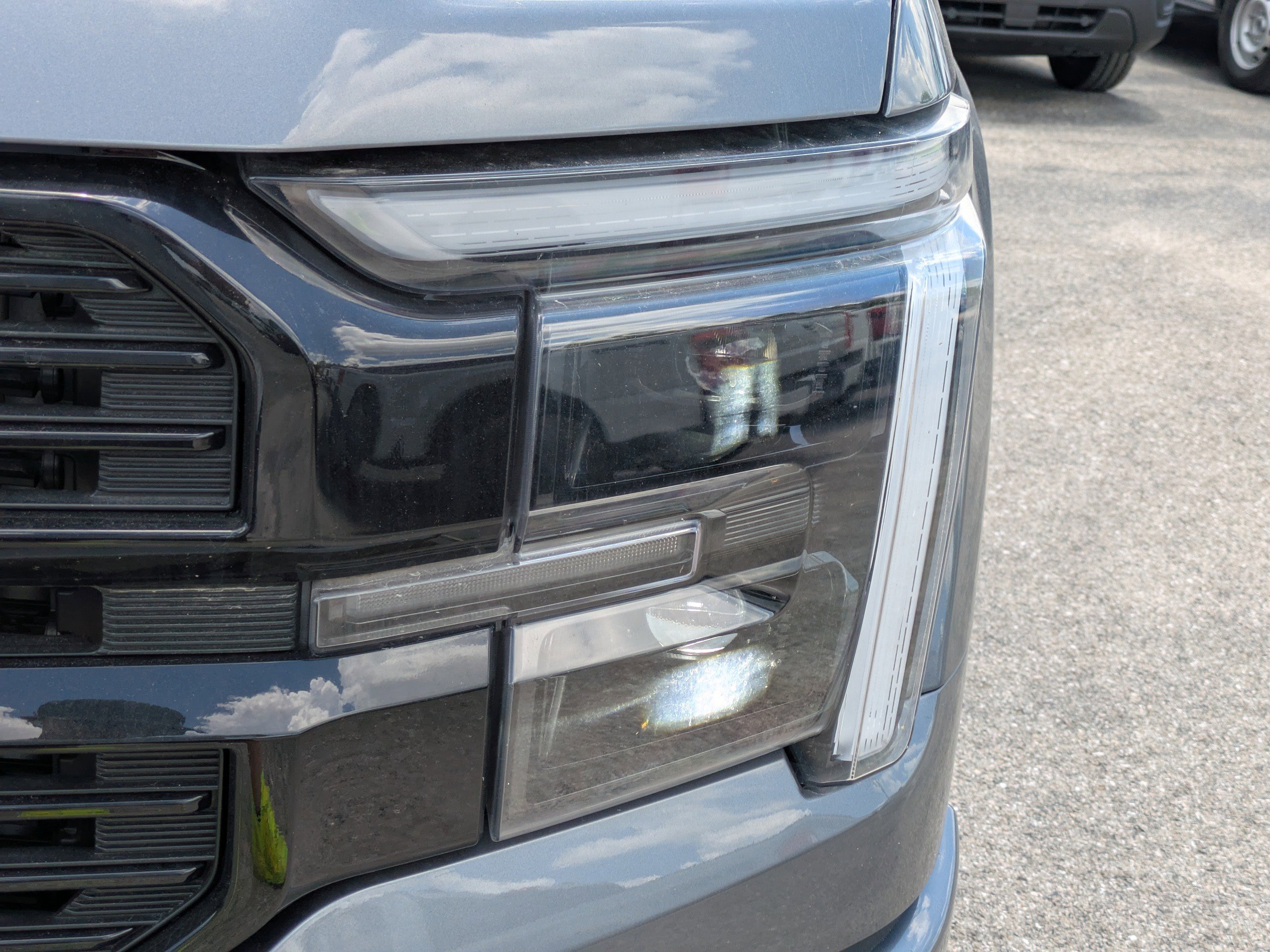Certified 2024 Ford F150 Platinum w/ Equipment Group 702A High AWD/4WD image 9