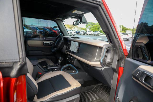 Certified 2024 Ford Bronco Wildtrak AWD/4WD image 30