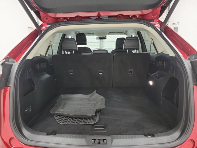 Certified 2023 Ford Edge SEL w/ Convenience Package AWD/4WD image 8