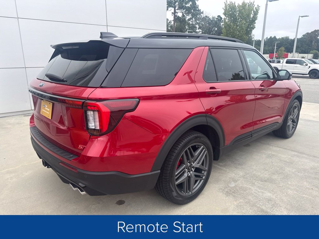 Certified 2026 Ford Explorer ST w/ Sun And Sound Package AWD/4WD image 7