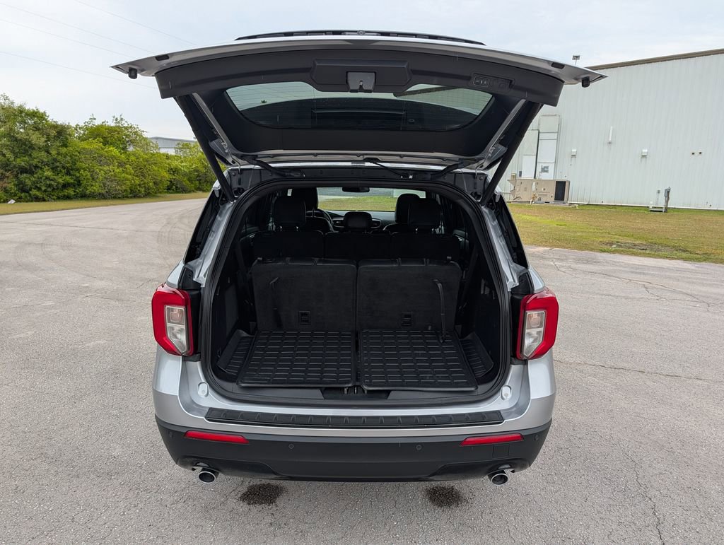 Certified 2022 Ford Explorer ST-Line RWD image 26