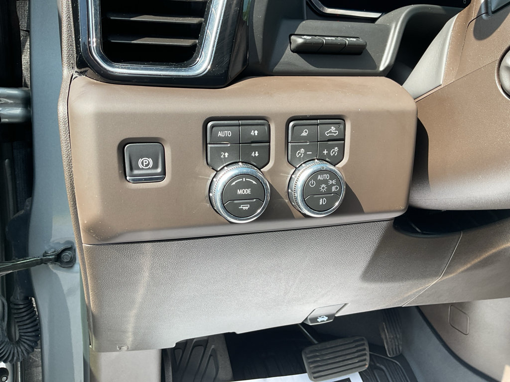 Used 2026 GMC Sierra 1500 Denali w/ Technology Package AWD/4WD image 25