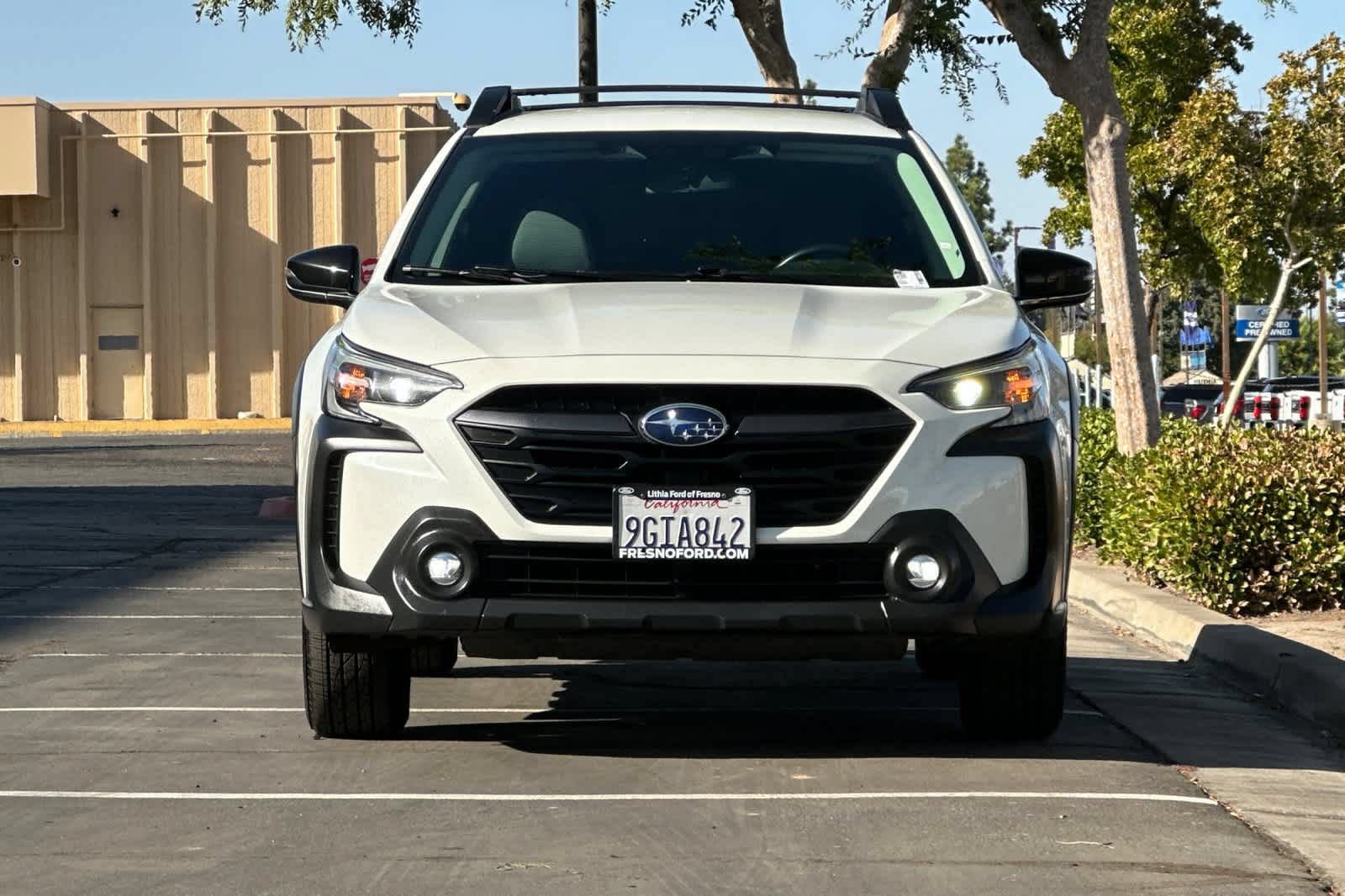 Used 2023 Subaru Outback Premium AWD/4WD image 11
