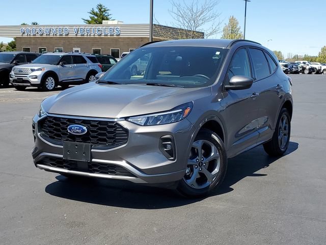 Certified 2024 Ford Escape ST-Line Select w/ Tech Pack #1 AWD/4WD image 36