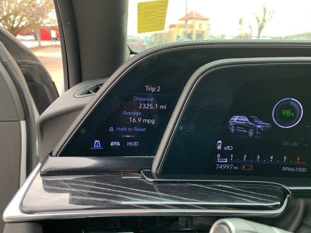 Used 2022 Cadillac Escalade Sport w/ Touring Package image 17