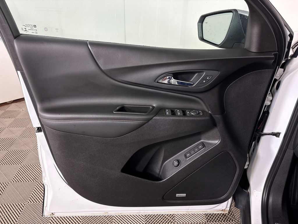 Used 2021 Chevrolet Equinox Premier FWD image 16