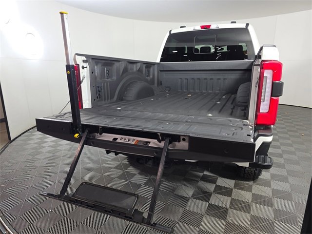Certified 2024 Ford F250 Platinum w/ Tremor Off-Road Package image 11