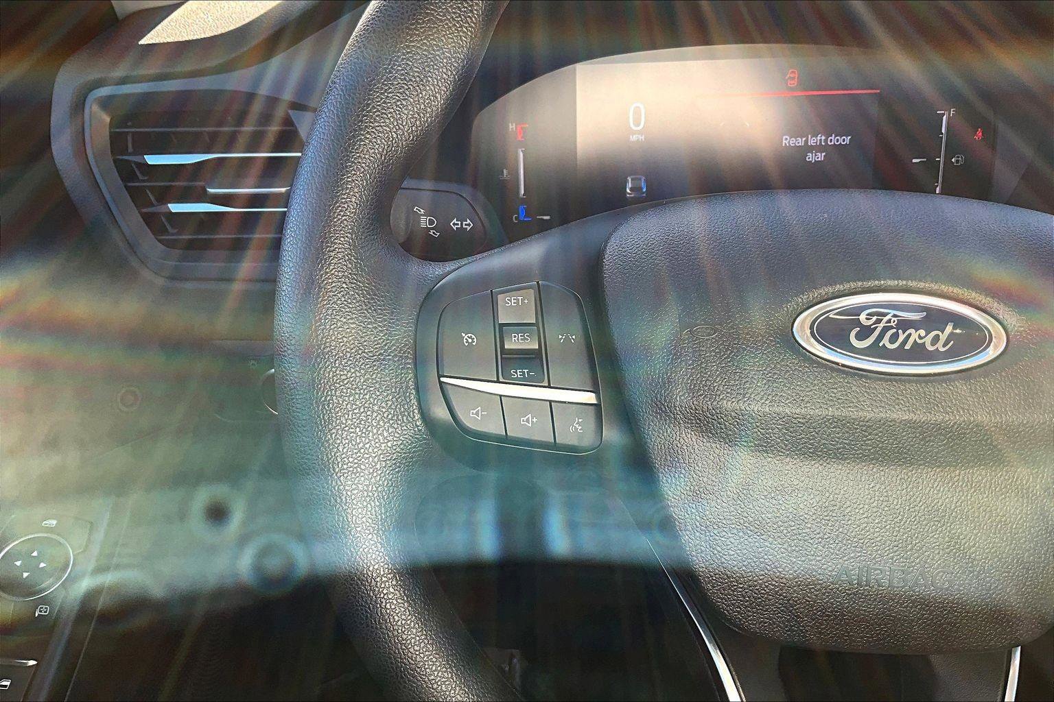 Certified 2025 Ford Escape Active image 9