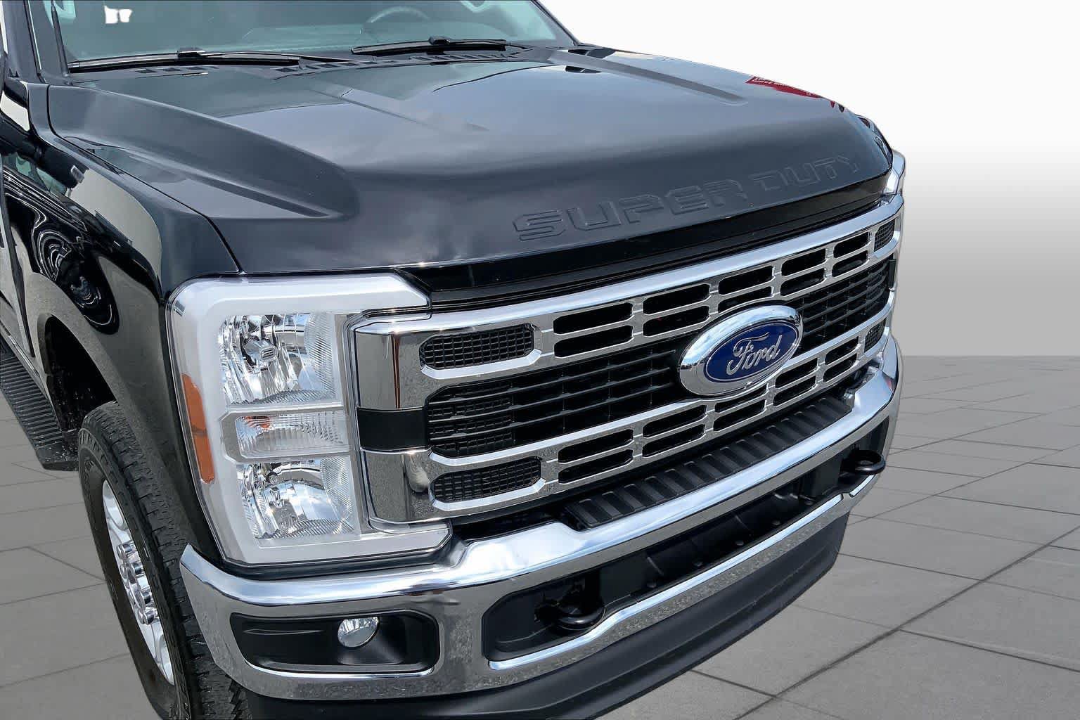 Certified 2025 Ford F250 XLT w/ 360-Degree Camera Package AWD/4WD image 30