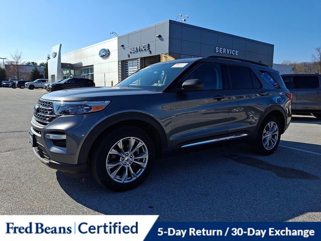Certified 2022 Ford Explorer XLT w/ Equipment Group 202A AWD/4WD image 6