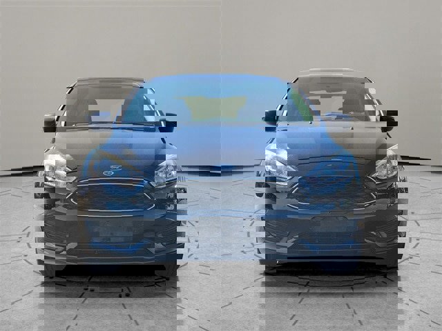 Certified 2018 Ford Focus SE image 15