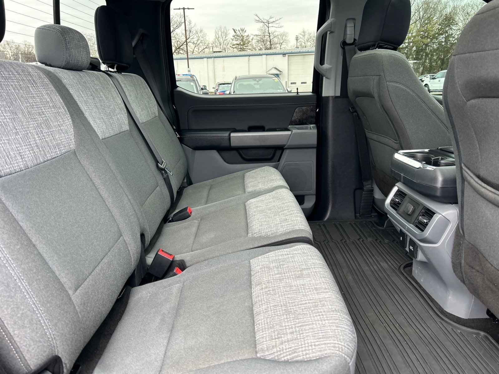 Certified 2022 Ford F150 XLT w/ Equipment Group 302A High image 20