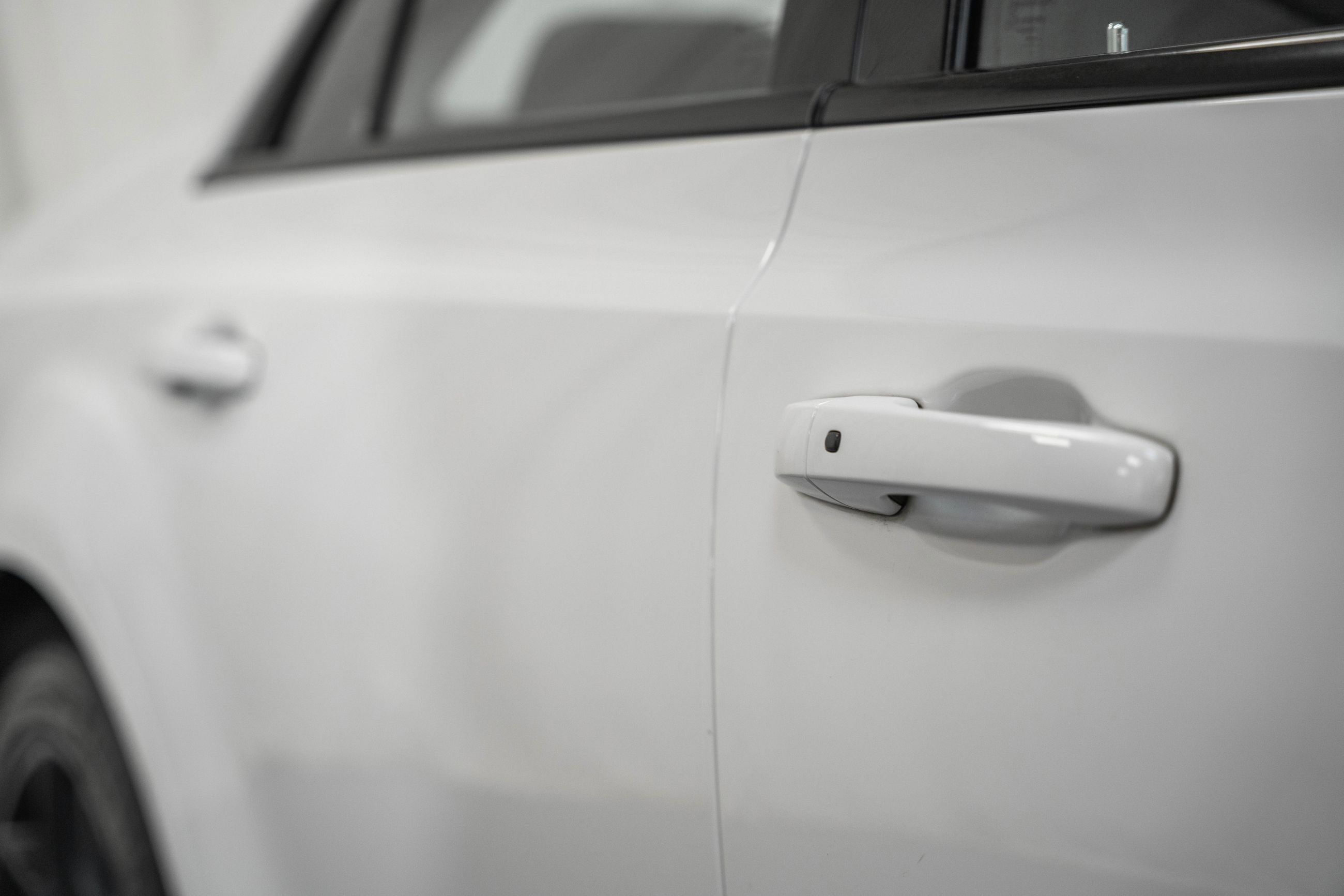 Used 2021 Chrysler 300 Touring w/ Sport Appearance Package image 13