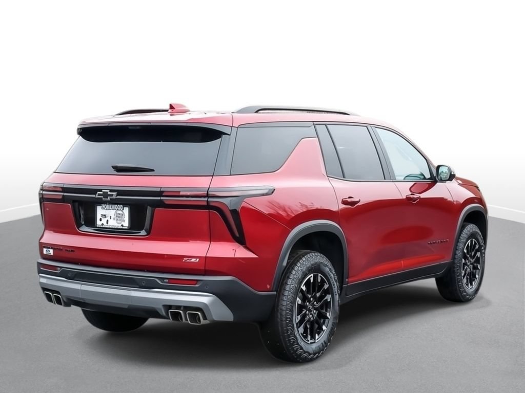 Used 2025 Chevrolet Traverse Z71 w/ Enhanced Driving Package AWD/4WD image 8