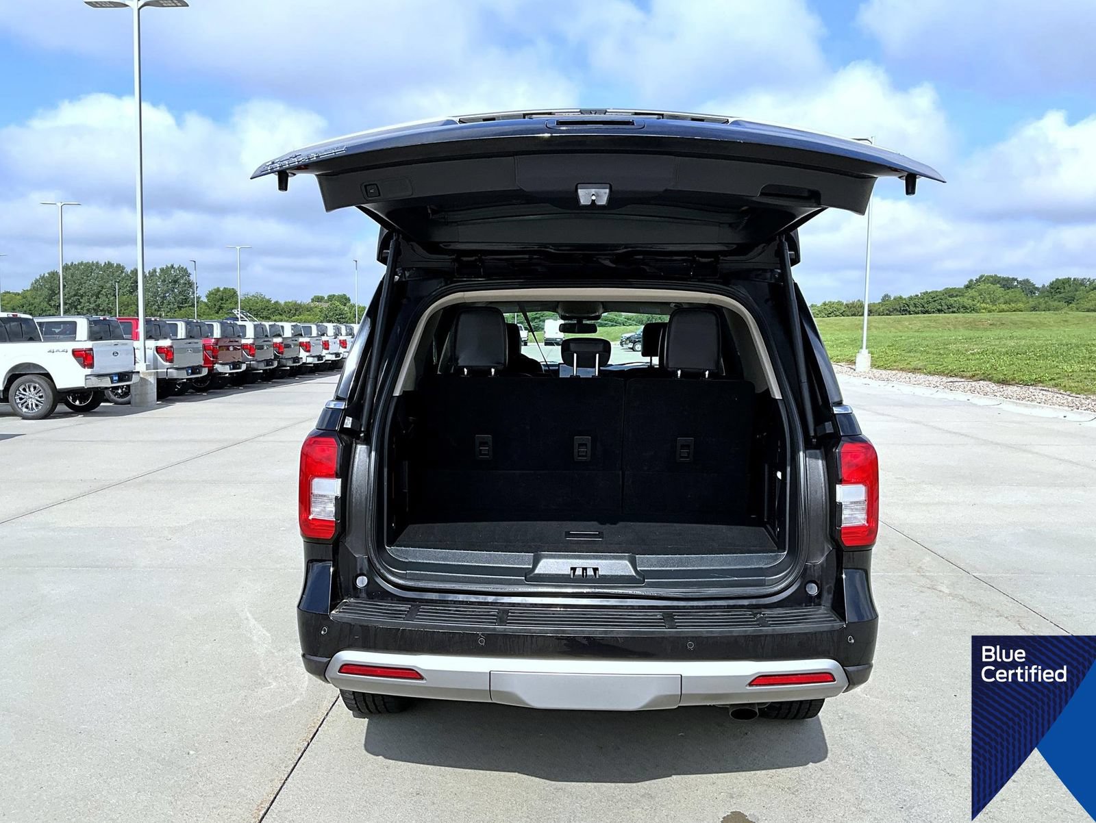 Certified 2023 Ford Expedition XLT AWD/4WD image 23