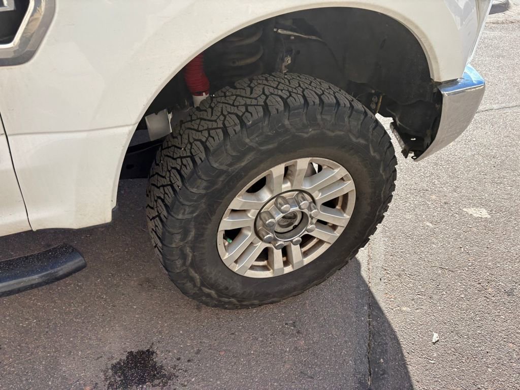 Certified 2019 Ford F250 XLT w/ Snow Plow Prep Package image 12