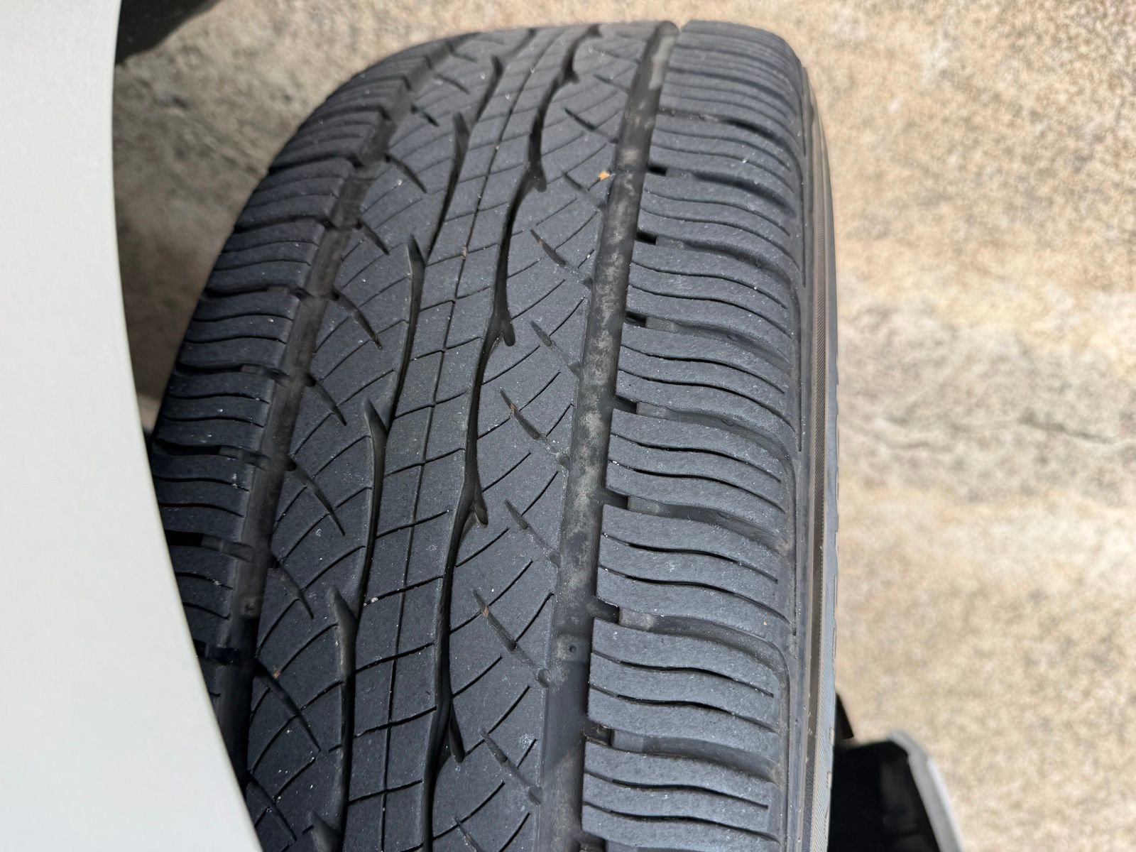 Used 2025 Nissan Altima 2.5 SV FWD image 10