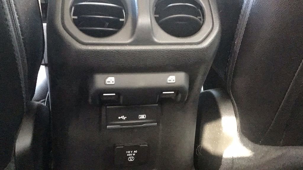 Used 2020 Jeep Gladiator Overland image 15