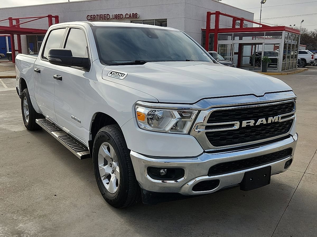 Used 2024 RAM 1500 Lone Star RWD image 4