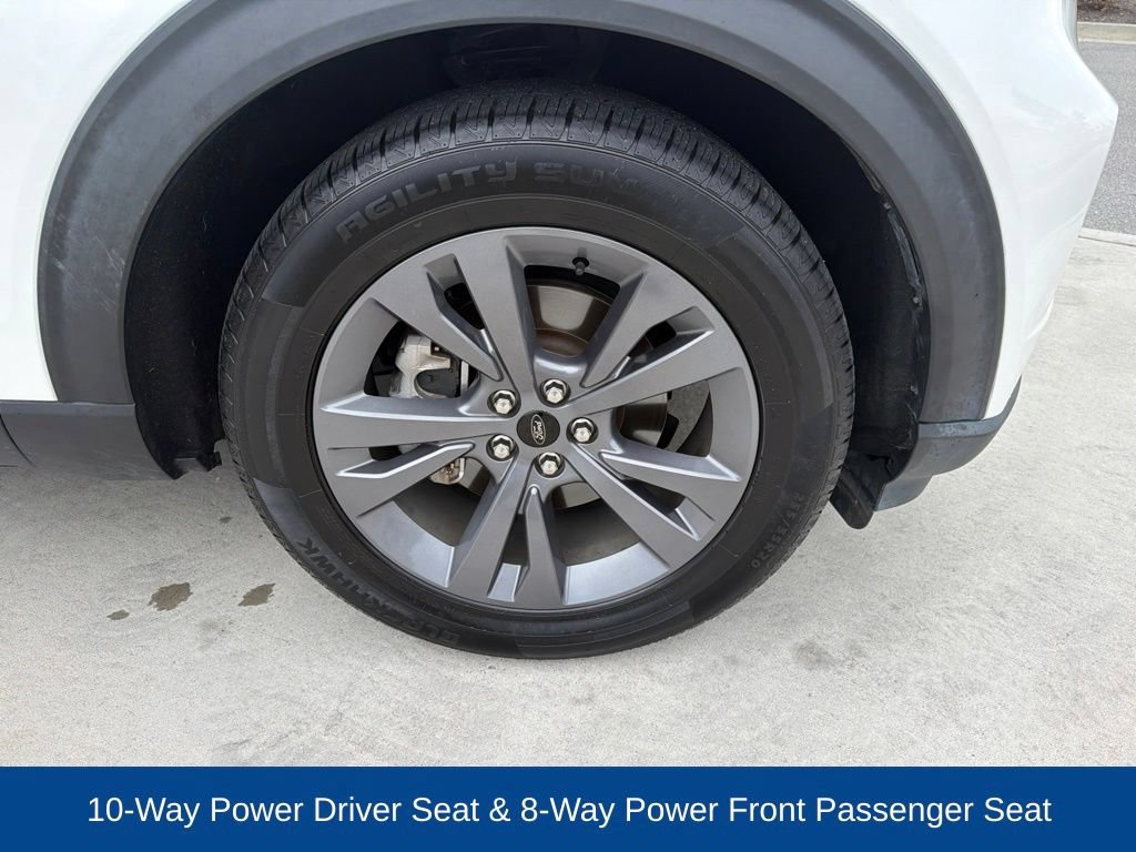 Certified 2023 Ford Explorer XLT w/ Equipment Group 202A RWD image 12