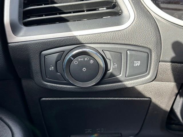 Certified 2021 Ford Edge SE image 30